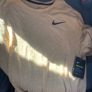 Nike Dri-fit Standard Fit Breathable Shirt sz Med